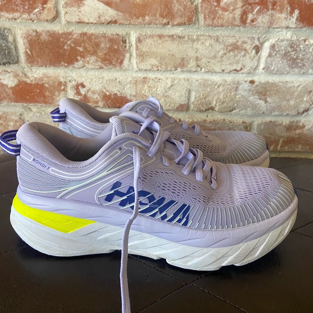 Women’s Hoka One Bondi 7